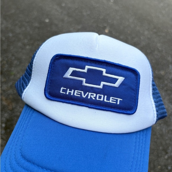 Vintage CHEVROLET trucker hat mesh - Picture 2 of 5